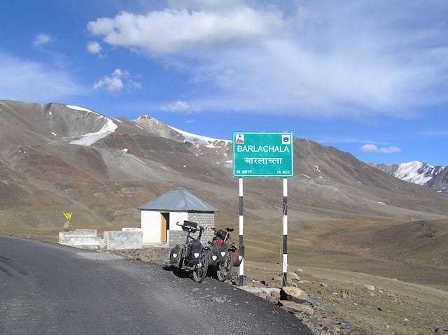 Baralacha-La-in-Manali-Leh-Route.jpg