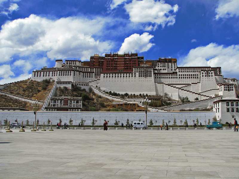 Potala Palace in Lhasa.jpg