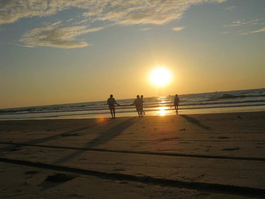 Tarkarli Beach in Maharashtra.jpg