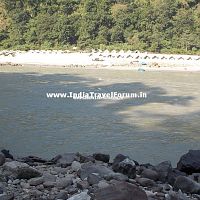 Beach huts in Rishikesh