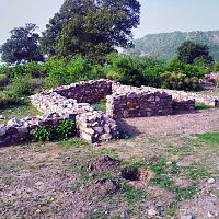 Bhangard fort ruins