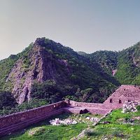 Bhangarh fort palace top floor