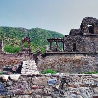 Bhangarh fort ministers palace