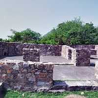 Bhangarh fort old shops