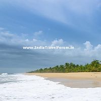 Another view of Manjeshwar Beach