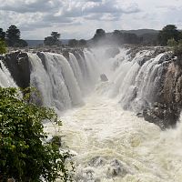 Hogenakkal At Its Full Glory - Image Copyright @ Wikipedia