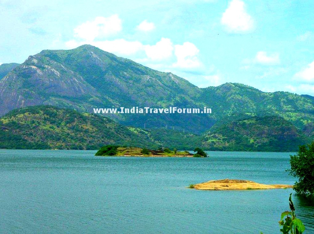 Aaliyar Dam at Valparai