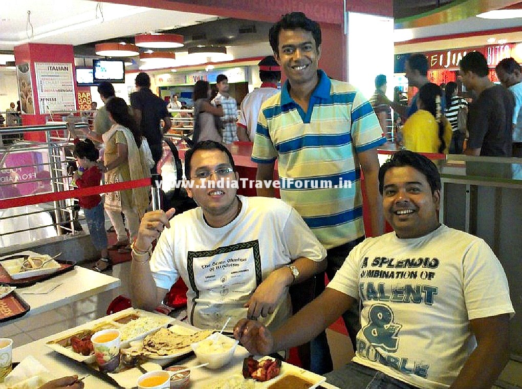 Dinner @ Howrah Bridge. Sourav, me & Rauben (from left)