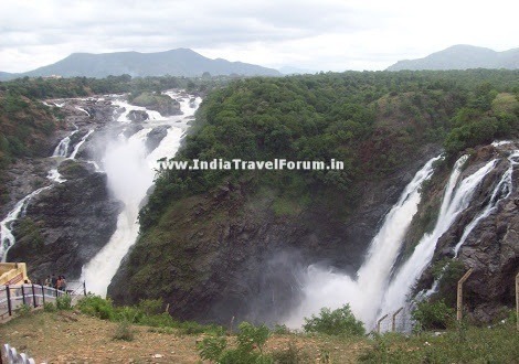 Gaganachukki Falls