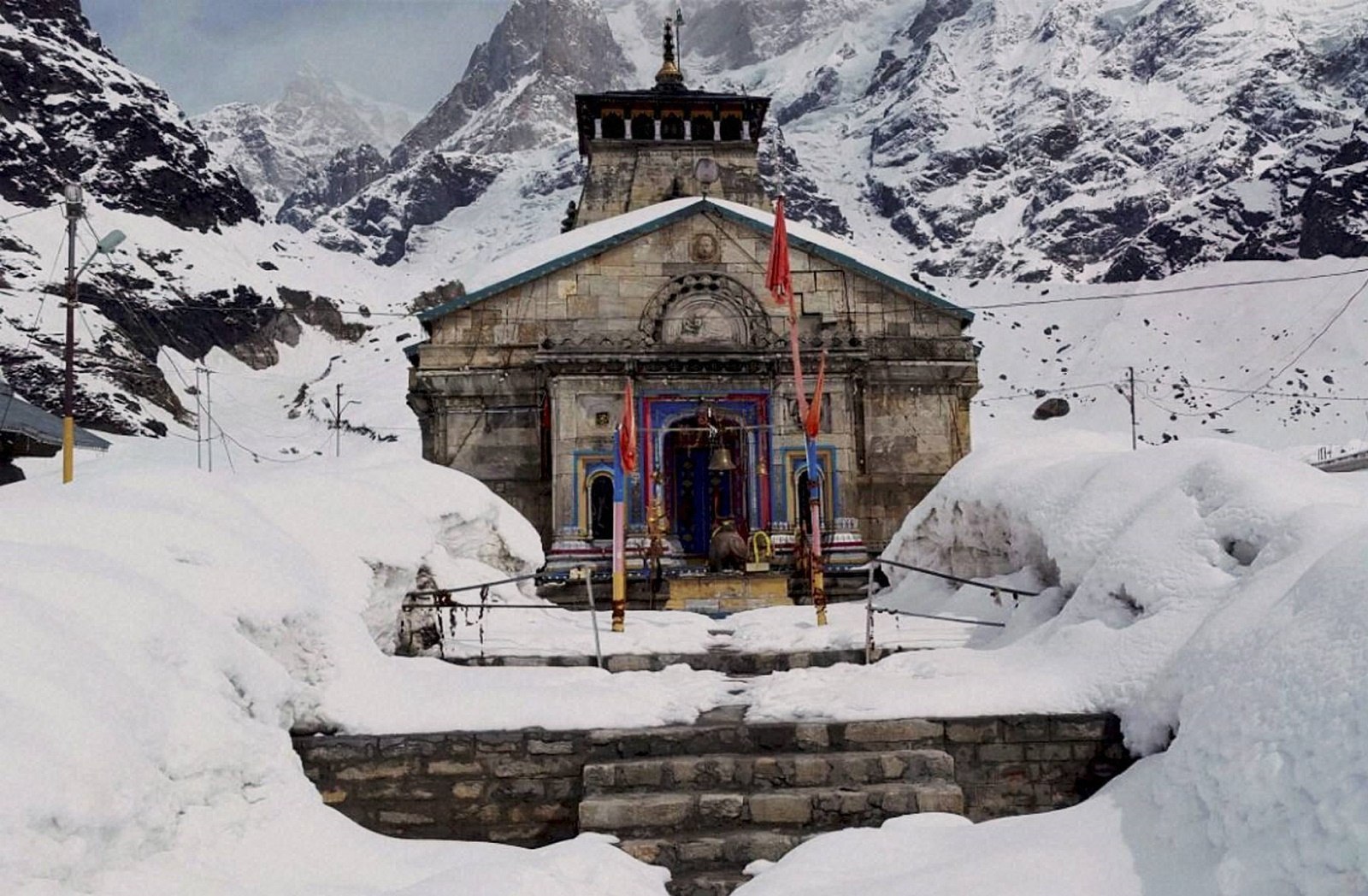 Kedarnath Temple In Winter - Image Credit @ Gozer