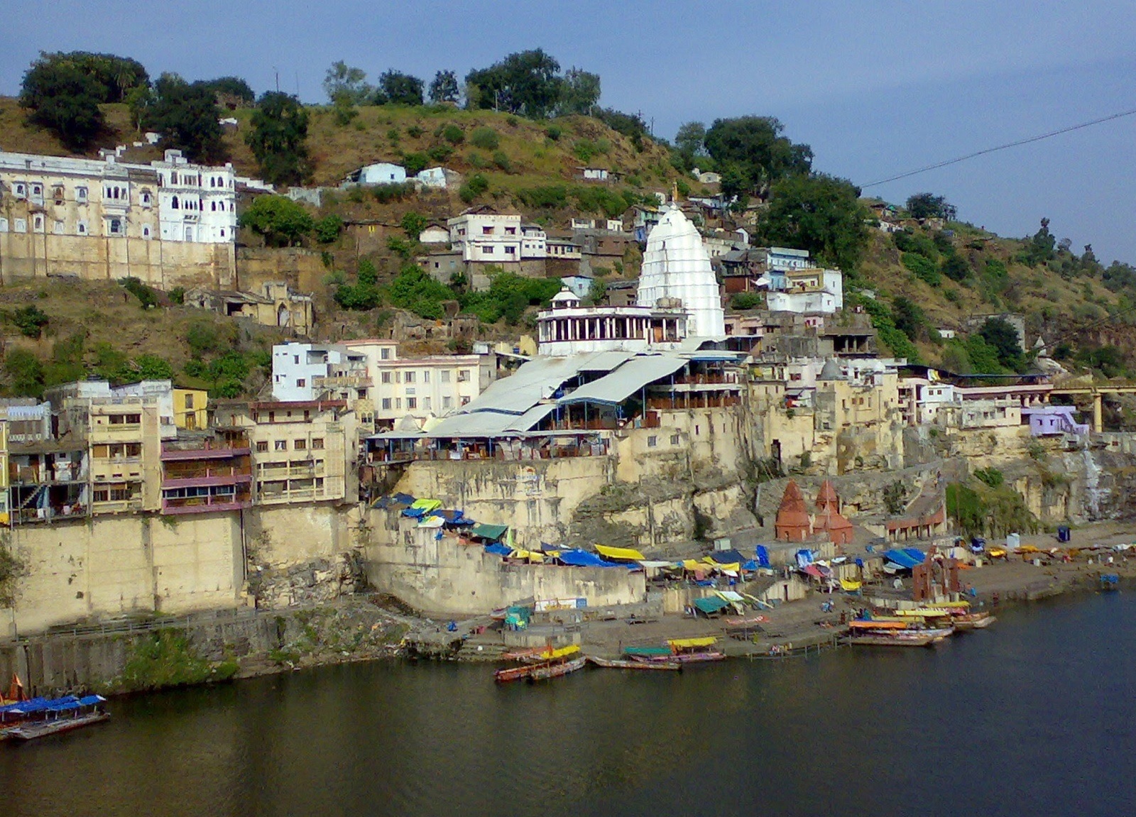 Omkareshwar Temple - Image Credit @ Wikipedia