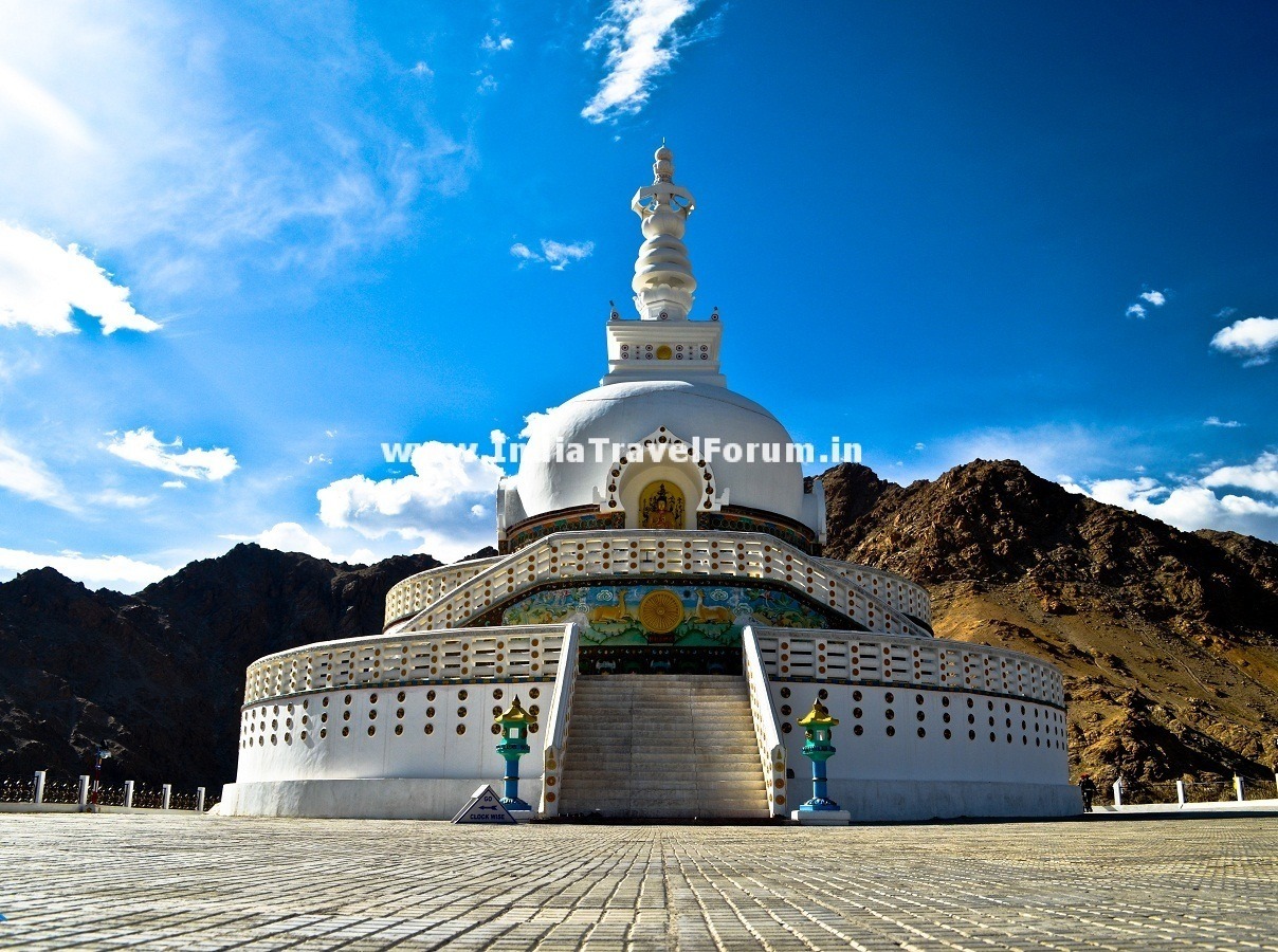 Shanti Stupa, Leh