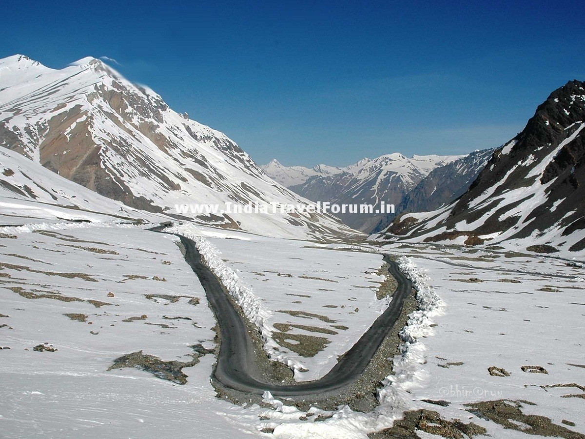 Snow Carpet & Manali-Leh Highway